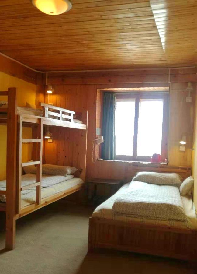 Shangri-La Lao Shay Youth Hostel Extérieur photo