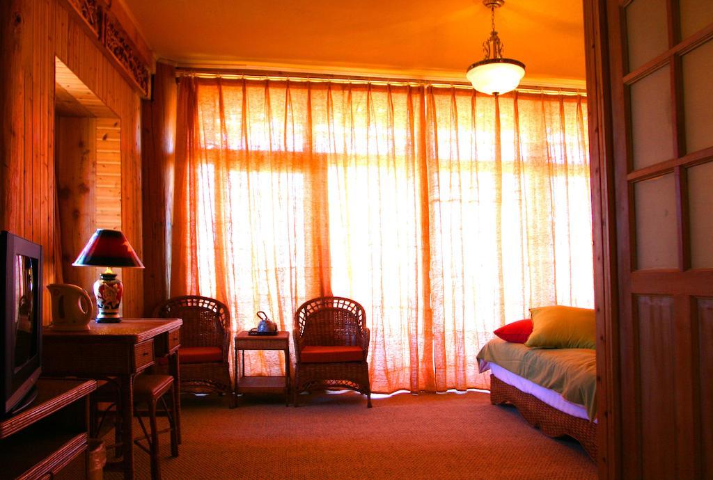 Shangri-La Lao Shay Youth Hostel Extérieur photo