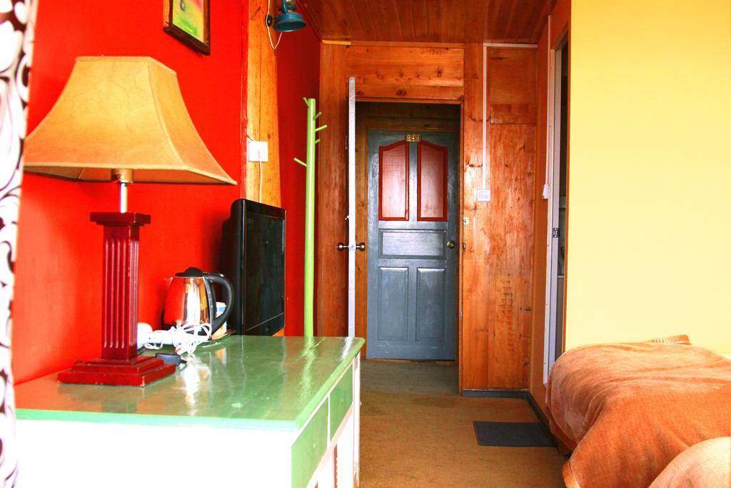 Shangri-La Lao Shay Youth Hostel Extérieur photo